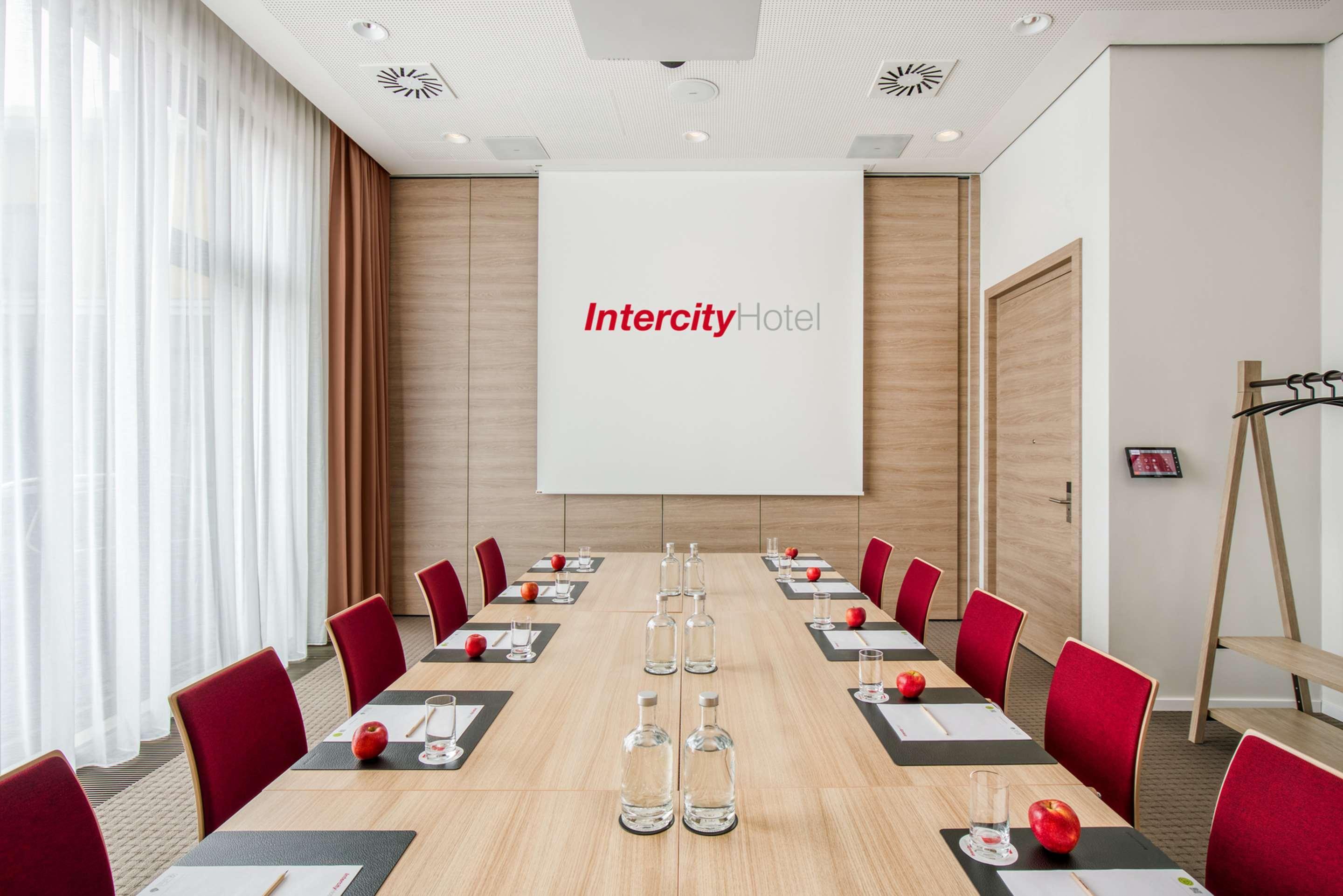 Intercityhotel Hildesheim Exterior photo